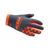 b2b2b2-PHO_PW_PERS_VS_334976-3PW21003490X-PRIME-PRO-GLOVES-FRONT_%23SALL_%23AWSG_%23V1