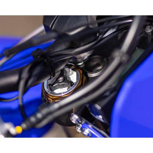 Toolless Fork Adjustment