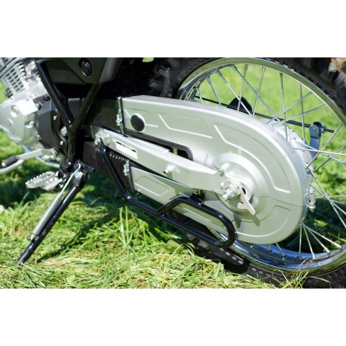 Fully enclosed chain