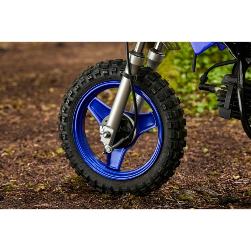 Strong 3-spoke steel wheels