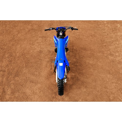 Aggressive YZ styling