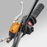 e5e5e5-PHO_PP_MON_58613003100-MR-cnc-handbrake-cylinder-cover_%23SALL_%23AWSG_%23V1
