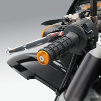 e5e5e5-PHO_PP_MON_54802005000-mr-bar-ends_%23SALL_%23AWSG_%23V1
